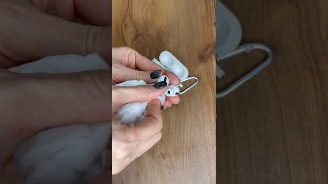 Как почистить наушники от ушной серы. смотреть онлайн