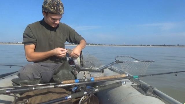 Рыбалка на сома с квоком смотреть онлайн