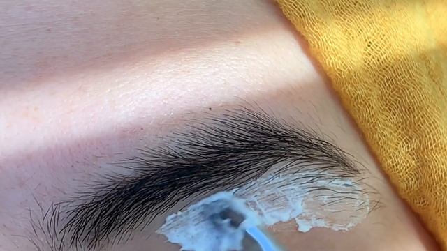 Halal Bleaching Eyebrow Tutorial