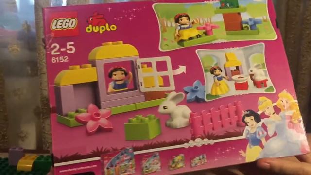 Открываем Лего Дупло "Домик Белоснежки" смотреть онлайн