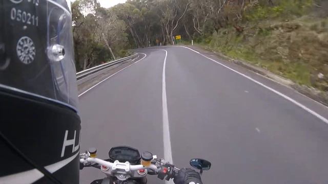 Ducati Monster - 2013 1100 EVO. Great Ocean Road ride through. смотреть онлайн