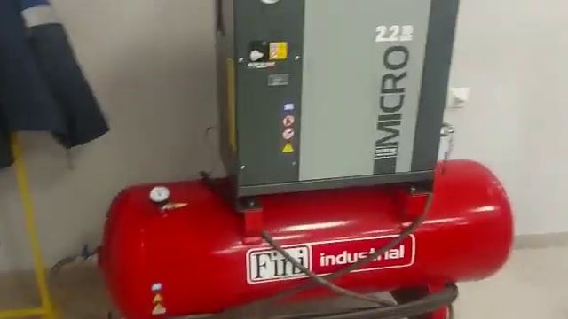 Винтовой компрессор FINI Micro SE 2,2-10 М-200 смотреть онлайн