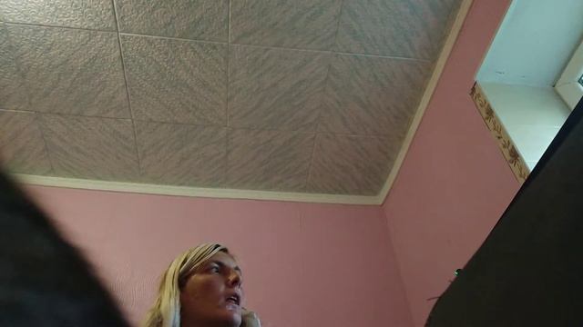 Х Оле распевали свои песни и снимающая наши деньги всё нейротизм смотреть онлайн
