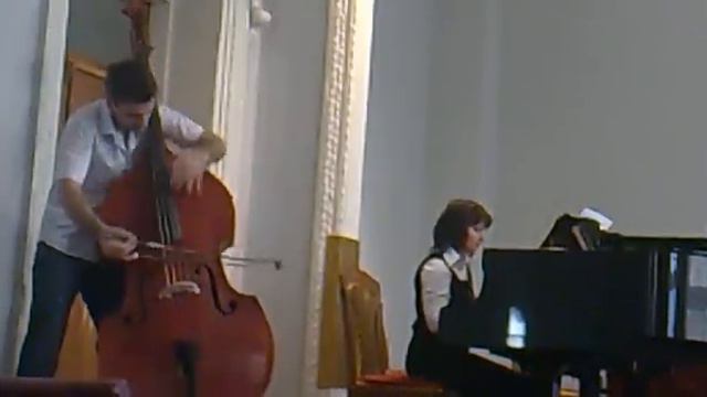 Flight of the Bumblebee / Полёт Шмеля ( on double bass / контрабас ) 20.04.2012 смотреть онлайн