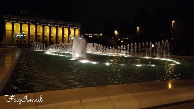 Ночью на Бакинском бульваре холодный бакинский ветер смотреть онлайн