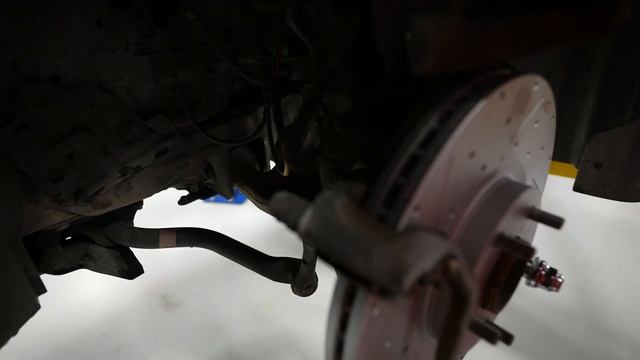 HOW TO Change G37 Front Brakes смотреть онлайн