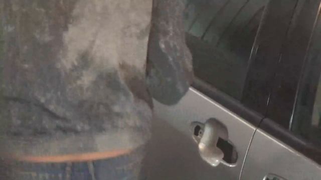 Как снять молдинги стёкл, передней и задней двери. Mazda MPV. смотреть онлайн