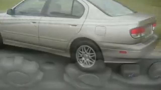 2000 Infiniti G20 Sedan смотреть онлайн