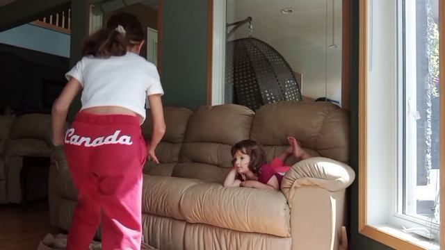 ЙОГА ЧЕЛЕНЖ С СОФИ И МАКСОМ!!!| милка