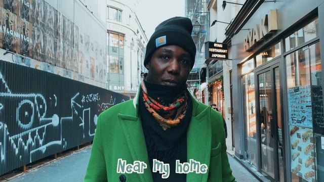 WHAT ARE PEOPLE WEARING IN PARIS (Parisian Street Style) ft @Janie | Episode 19 смотреть онлайн