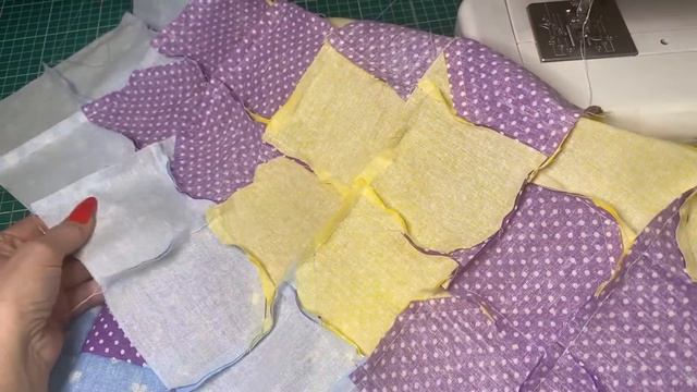 ЛОСКУТНЫЙ БЛОК С ЦВЕТАМИ ОЧЕНЬ КРАСИВО И ПРОСТО мастер класс Гелла Чара смотреть онлайн
