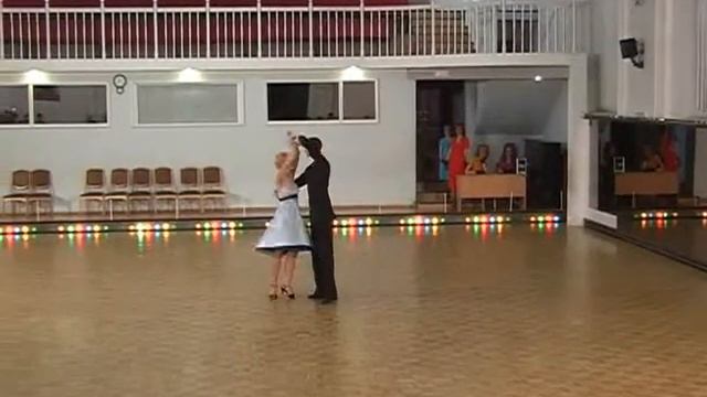 Оксана и Евгений Фроловы смотреть онлайн