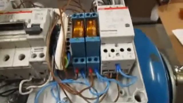 MVI 0930 mpeg4 смотреть онлайн