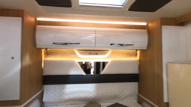 Roller Team Zefiro Plus 265 Integral Motorhome RV Camper Van Fiat Ducato walkaround + interior K038 смотреть онлайн