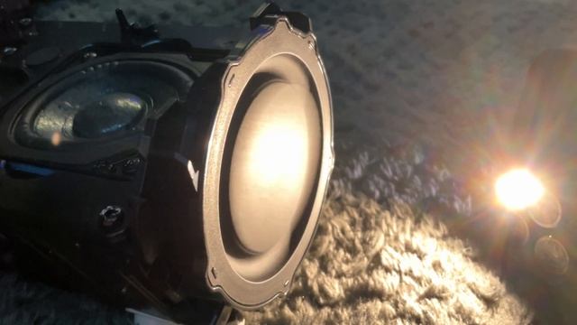 SONY XE200 EXTREME BASS TEST (HUGE EXCURSION) смотреть онлайн