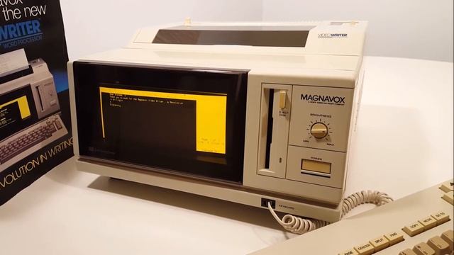 1986 Magnavox Video Writer word processor смотреть онлайн