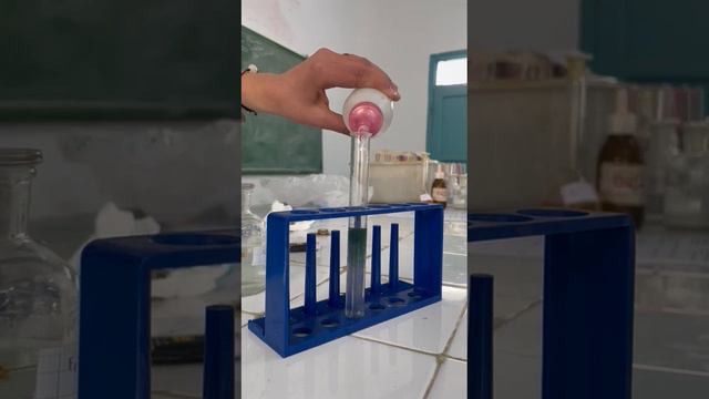 Precipitation Des Ions Fe2+ Avec OH-