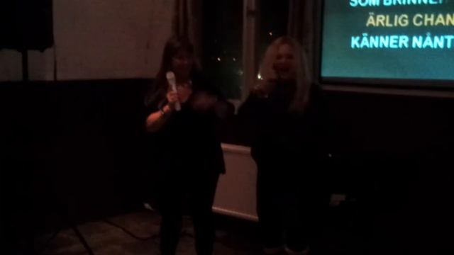 Karaoke @ Svenljunga Steakhouse - Okt 2011 смотреть онлайн
