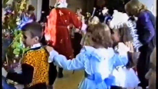 г Фалькенберг ФРГ Школа №129 Елка 1993 в начальной школе смотреть онлайн