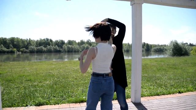 Хастл в студии танца "Вираж". Глеб Быков и Виктория Балганова смотреть онлайн
