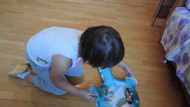 Поиграем в Жу Жу петс! Playing Zhu Zhu Pets. Я - просто Мария! смотреть онлайн