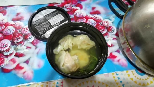 Тайский суп с вонтонами, креветками и ЧОЙ-СУМ. Обзор.