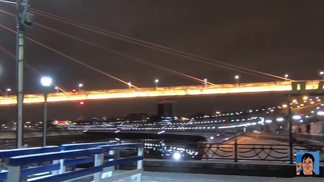 Тюменская набережная. Мост влюблённых смотреть онлайн