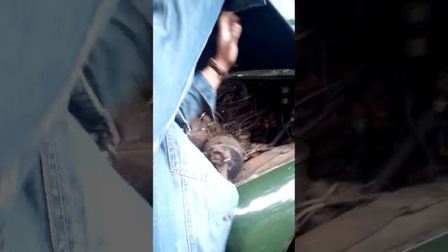 Заводим УАЗ-469 при неработающем стартере. смотреть онлайн