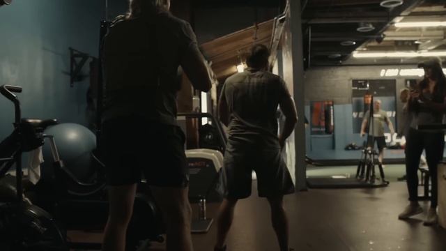 Chris Pratt and Unbreakable Crew take the Murph Challenge смотреть онлайн