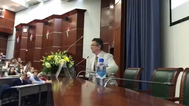 Лекция «Юрист-международник» смотреть онлайн