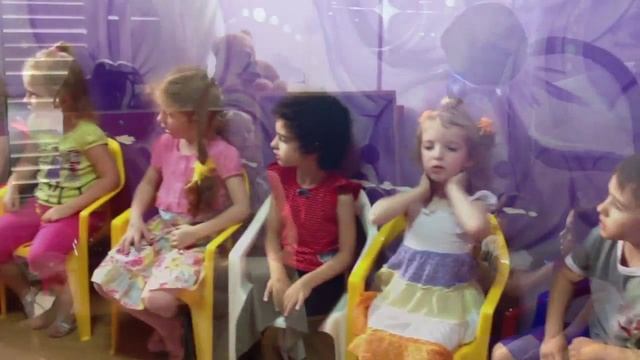 Детский сад в Холоне "Карапуз" - английский для детей смотреть онлайн