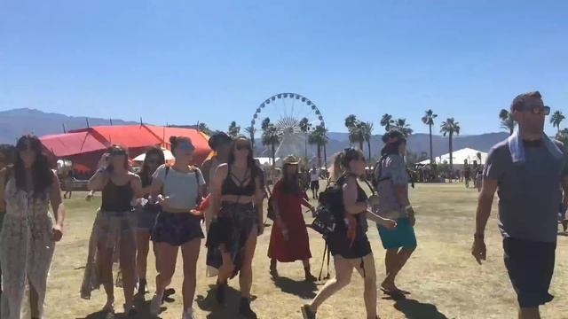 VLOG: Coachella 2016 | WEEKEND 1 | DAY 1. Музыкальный фестиваль Коачелла смотреть онлайн