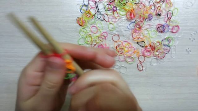 Плетение из резинок. 2 варианта плетения смотреть онлайн