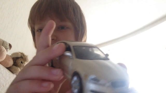 Машинки:LADA 110,JAGUAR XF,MAYBACH 62.