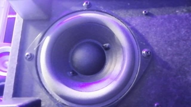 présentation des enceintes pour PC : Logitech Z313-50W-RMS смотреть онлайн