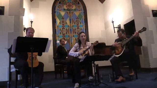 Caterina Lichtenberg Mike Marshall - Aria Sopra la Bergamasca by Marco Uccellini смотреть онлайн