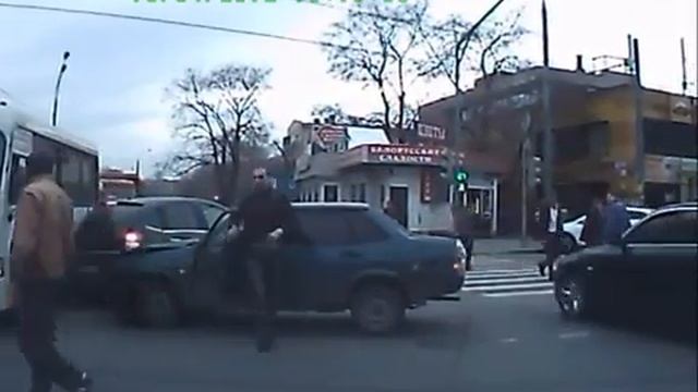 Собрали " кучу " и свинтили ! смотреть онлайн