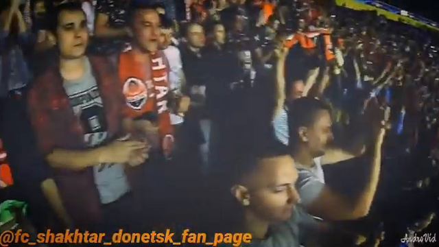 Шахтер - Наполи с трибун под музыку смотреть онлайн