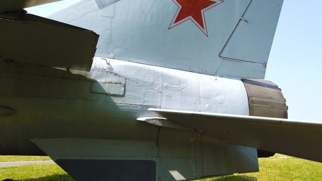 Музей авиации в Ульяновске 4к смотреть онлайн