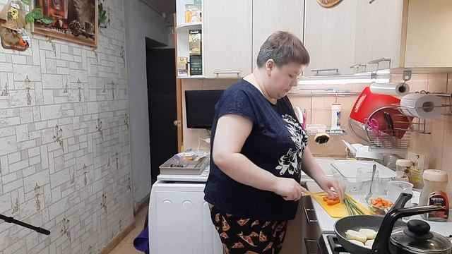 НЕ СОВСЕМ СТАНДАРТНЫЙ ЗАВТРАК смотреть онлайн