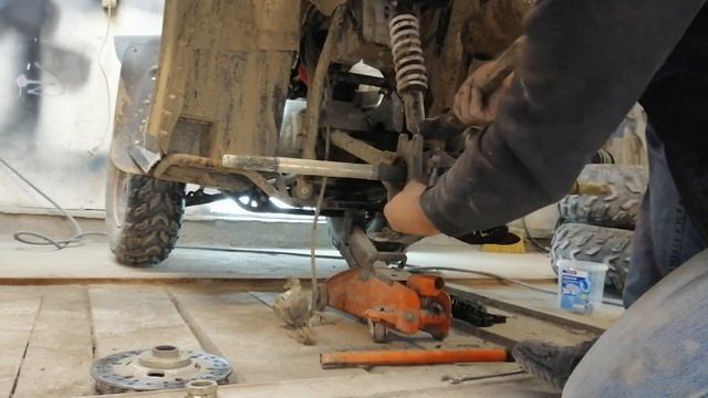 Ремонт Авантиса Хантэр 150 задняя ось и маятник. смотреть онлайн