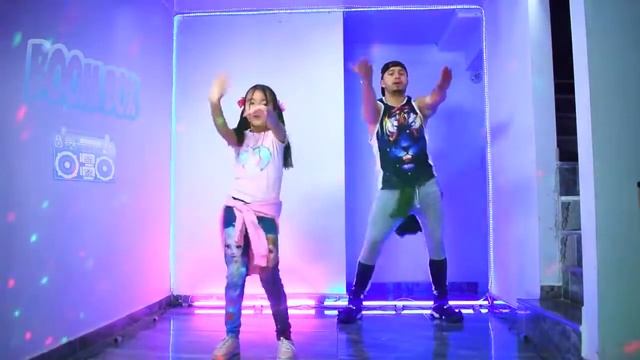 Macarena para niños смотреть онлайн