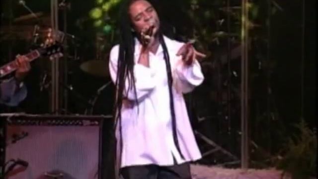 Maxi Priest Just a little bit longer (live from NY '01) смотреть онлайн