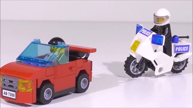 Every Lego City Police Mobile Command Center made between 2008-2017 - Lego Speed Build Review смотреть онлайн