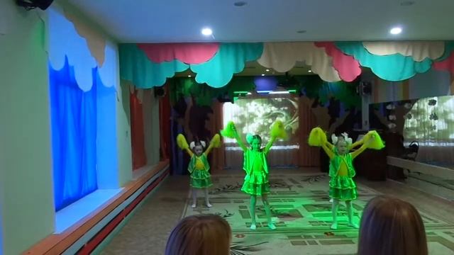 2 Лягушачий квартет Веселый каблучок 2015, Курск, хореограф Софья Демидова смотреть онлайн