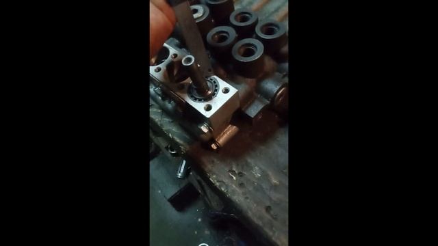 СЕКРЕТ РАСПРЕДЕЛИТЕЛЯ РАСКРЫТ!!! Ремонт распределителя Р-70 и его потомков(Р-75, Р-80,МР-80) смотреть онлайн