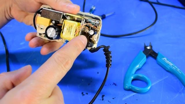 LA CROSSE Technology BC-900 Smart Battery Charger Repair смотреть онлайн