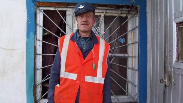 В БЕТОННЫХ УЛЬЯХ ГОРОДОВ....(автор Владимир Азязов). смотреть онлайн