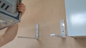 Кронштейн для микроволновой печи.