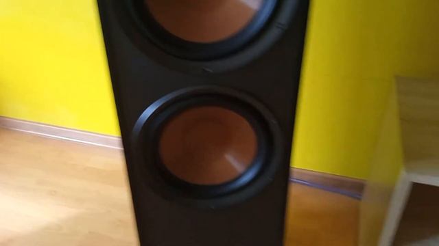 Klipsch R-820F and Yamaha A-S701 смотреть онлайн